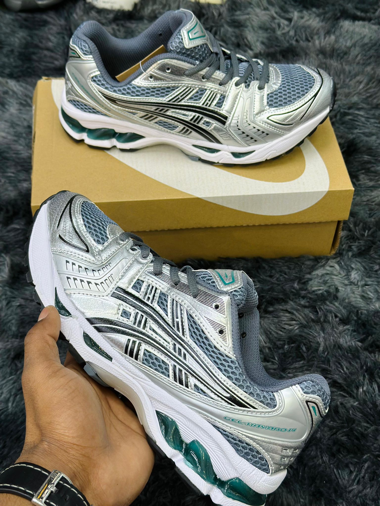 ASICS GEL-KAYANO 14 Lifestyle & Running Sneakers